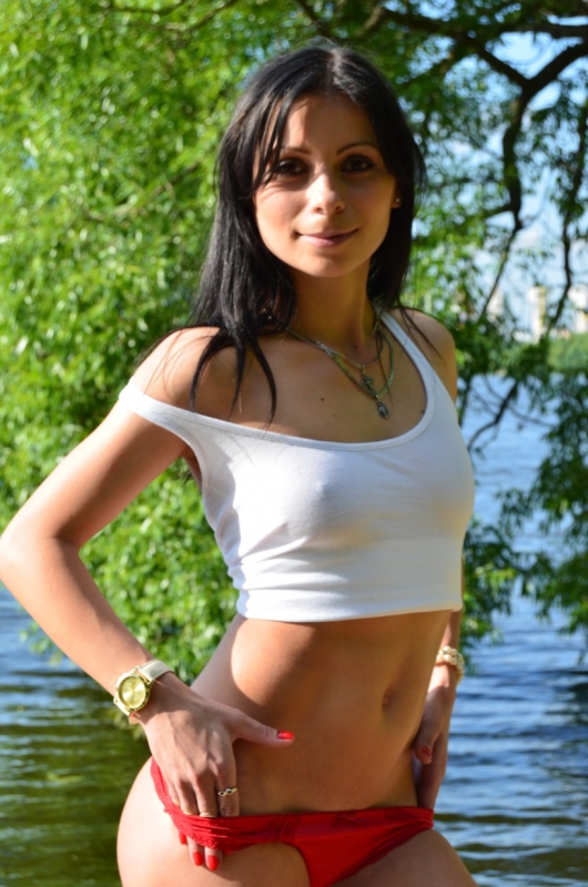 Уляна, 22